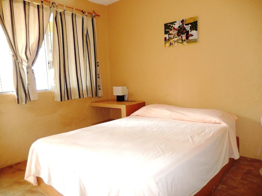 Hotel Evasion Acapulco Bilik gambar